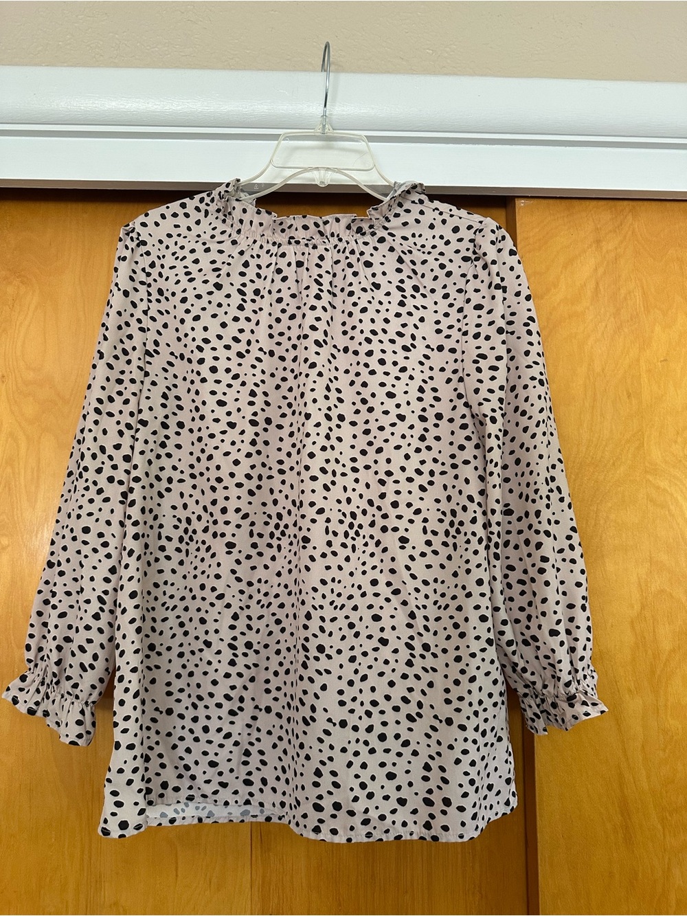 Women’s Cream Dot Print Long Sleeve Blouse